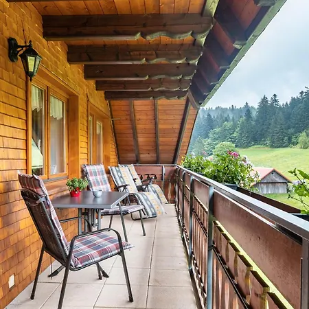 Schreinerhaeusle Naehe Titisee مزرعة للإقامة